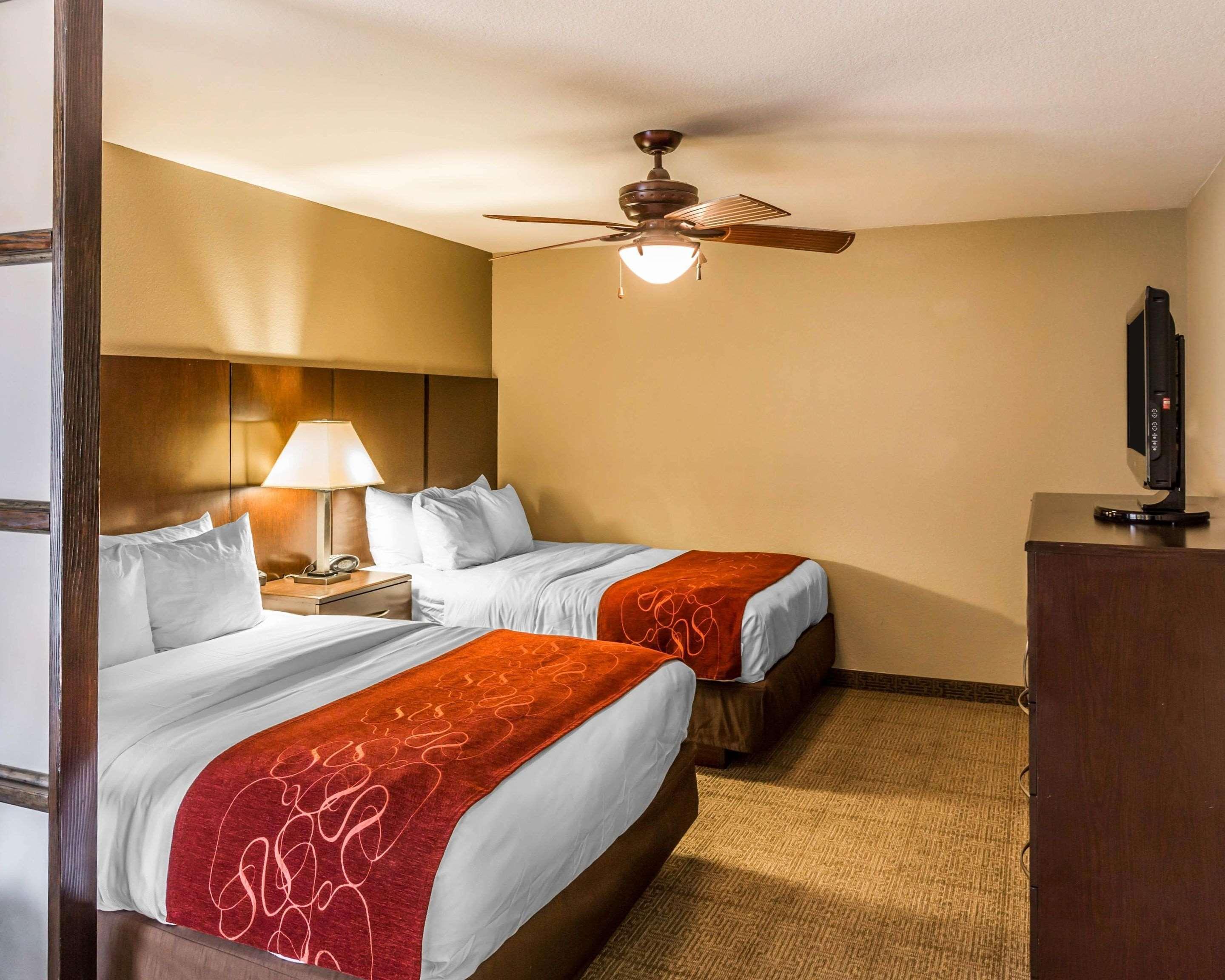 Comfort Suites Коммерс Екстер'єр фото