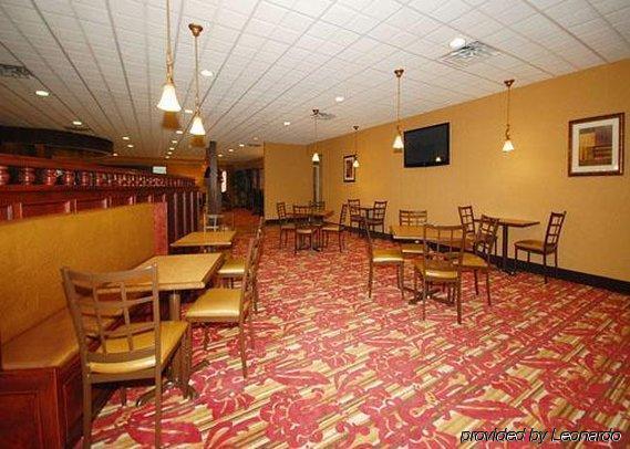 Comfort Suites Коммерс Ресторан фото