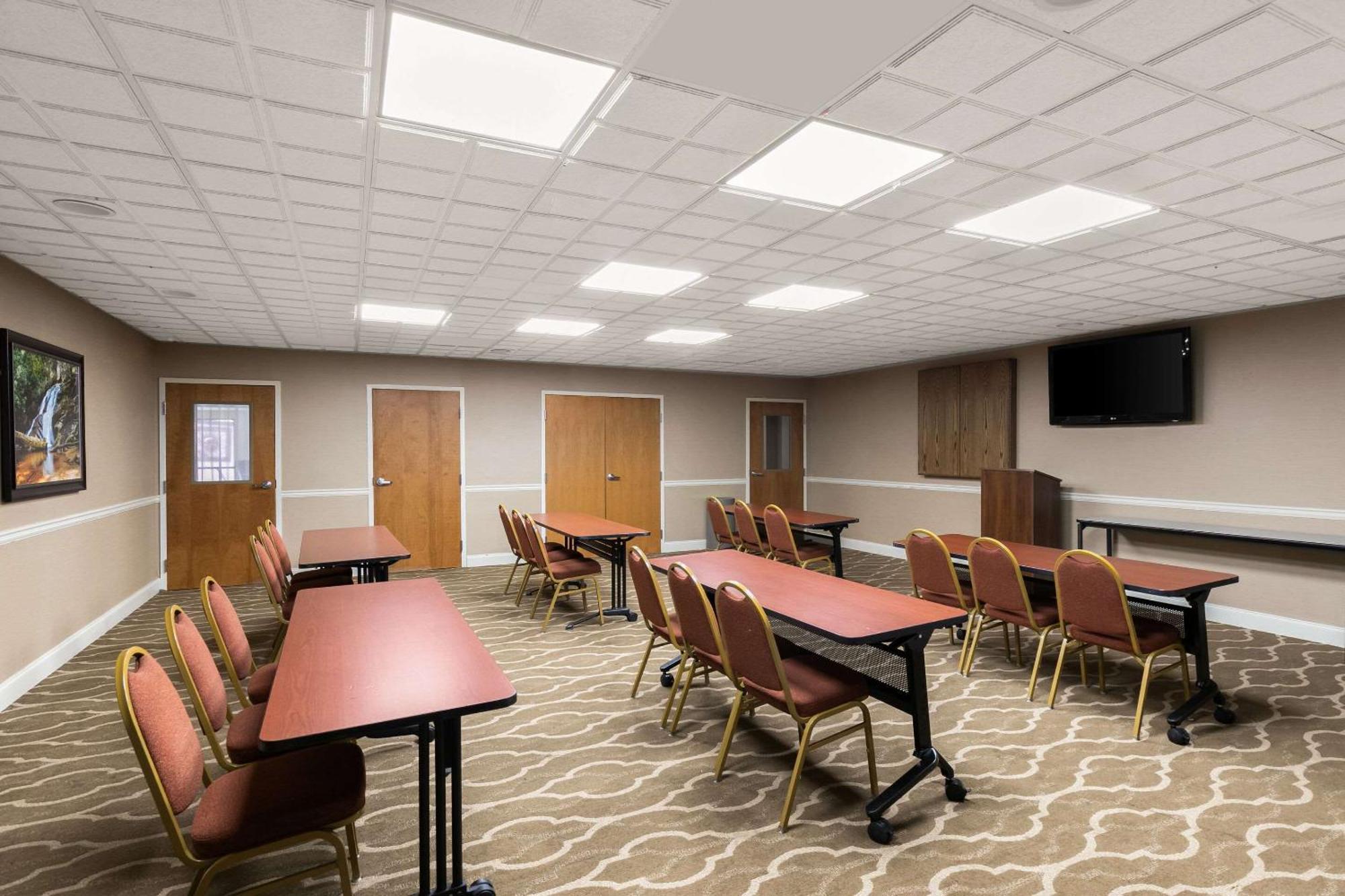 Comfort Suites Коммерс Екстер'єр фото