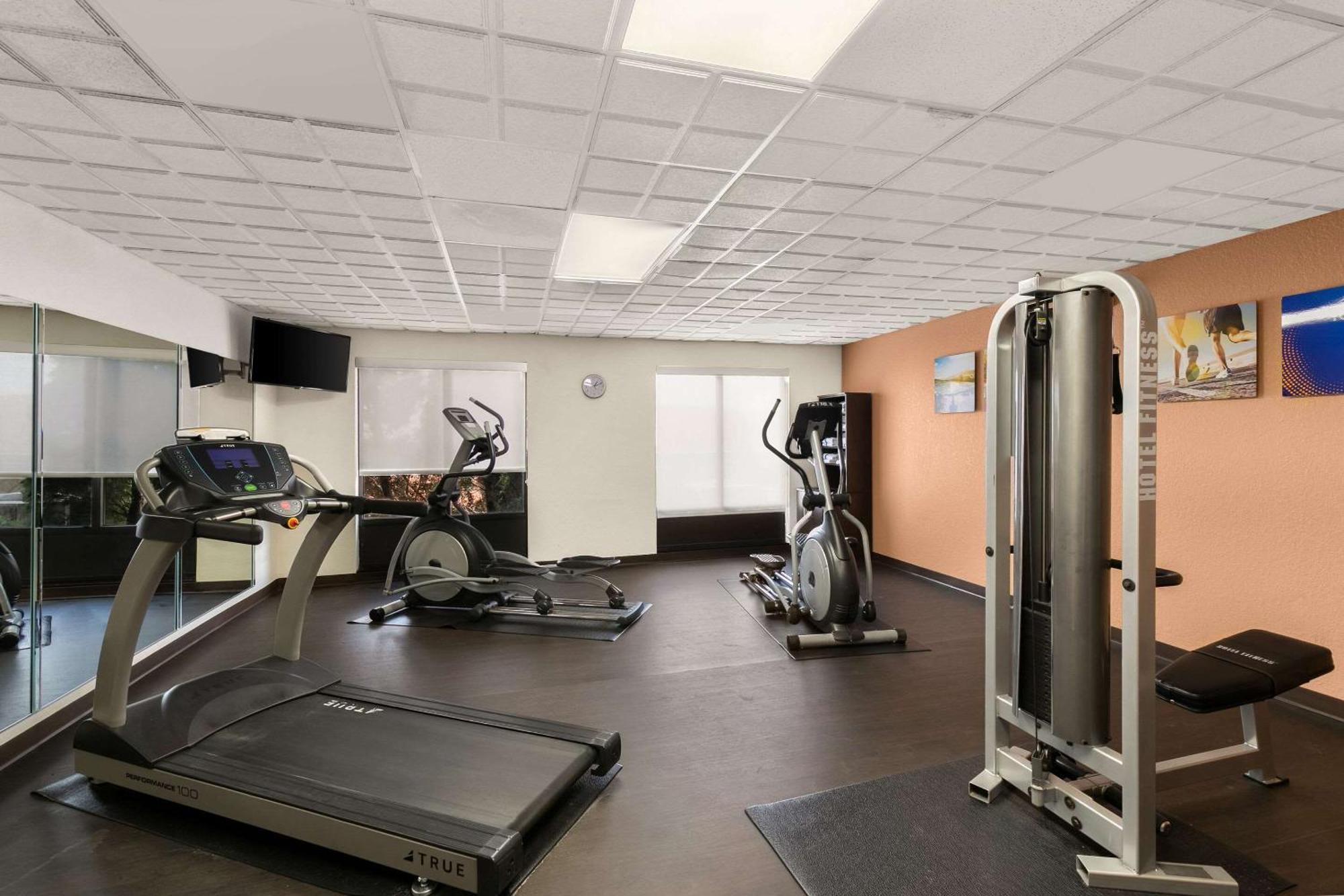 Comfort Suites Коммерс Екстер'єр фото