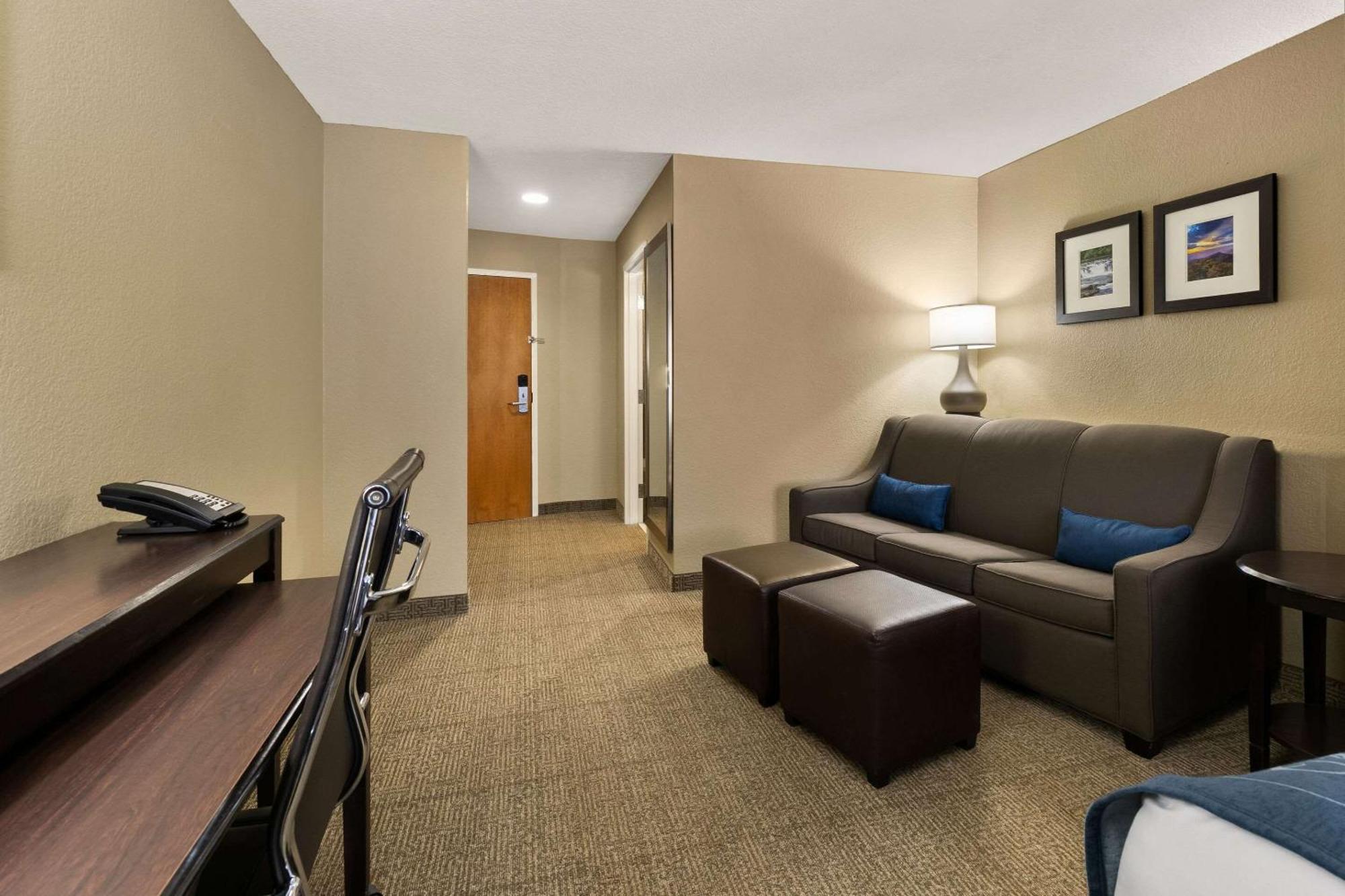 Comfort Suites Коммерс Екстер'єр фото
