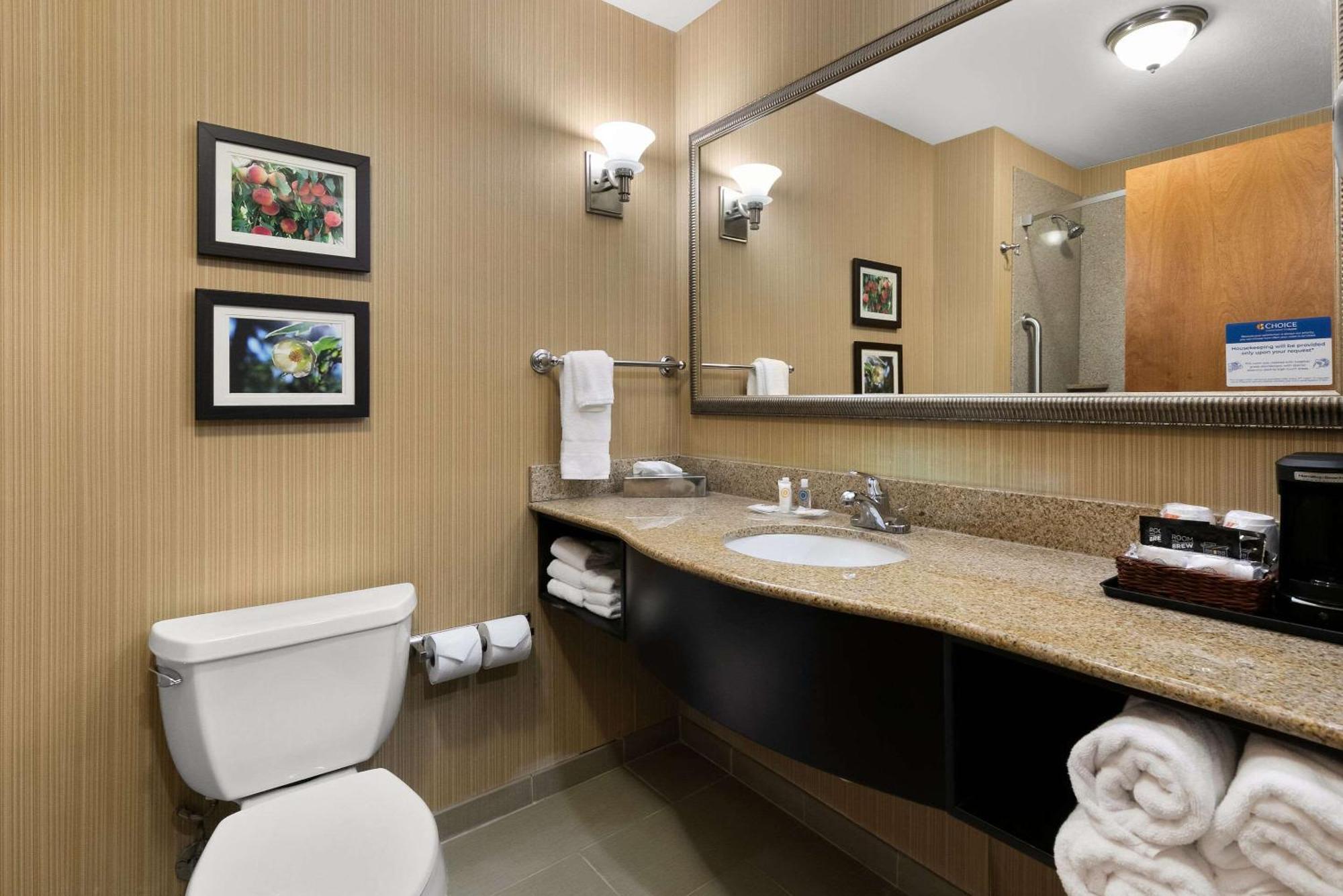 Comfort Suites Коммерс Екстер'єр фото